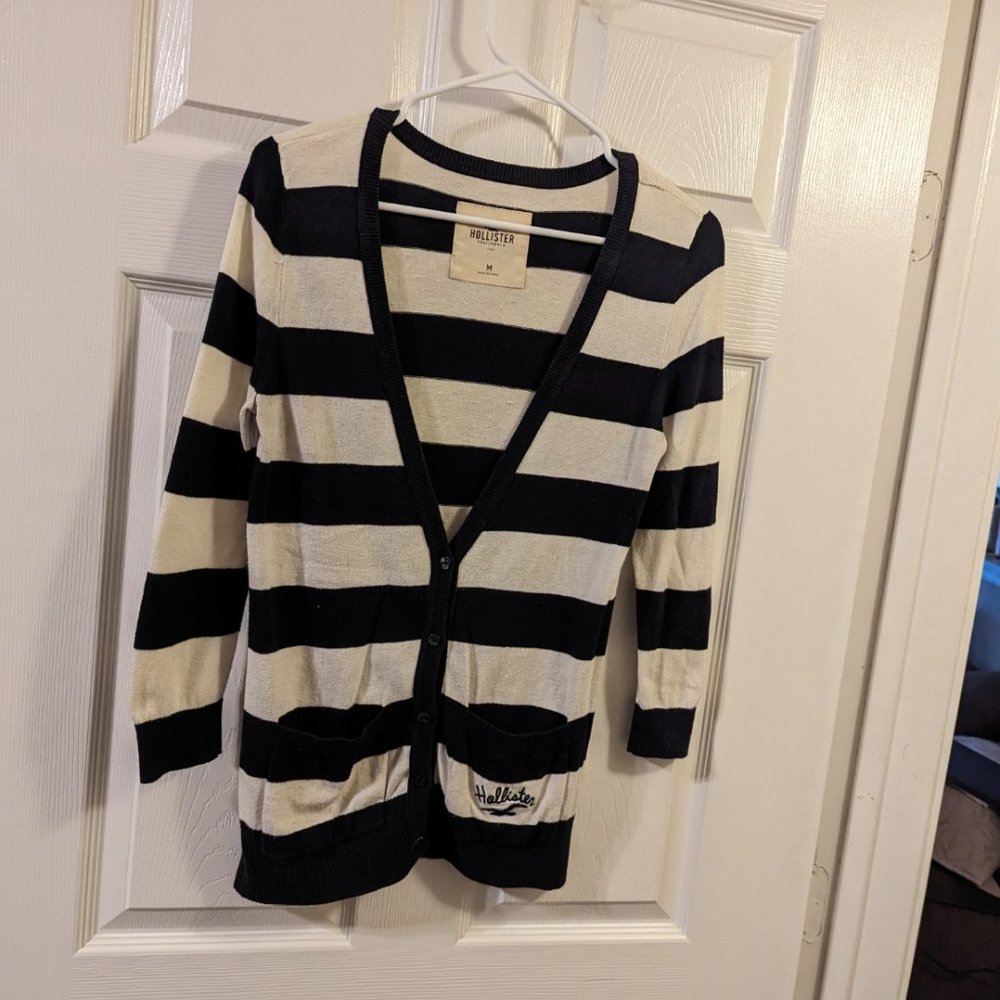 Medium - Hollister - Cardigan